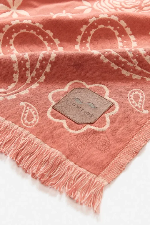 Axel Driftweave Beach Blanket