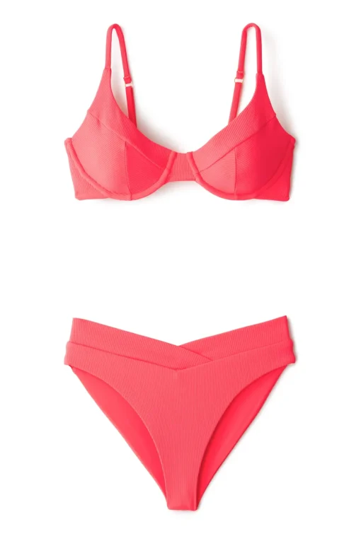 Capri Underwire Bikini Top