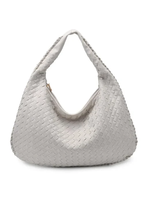 Victoria Hobo