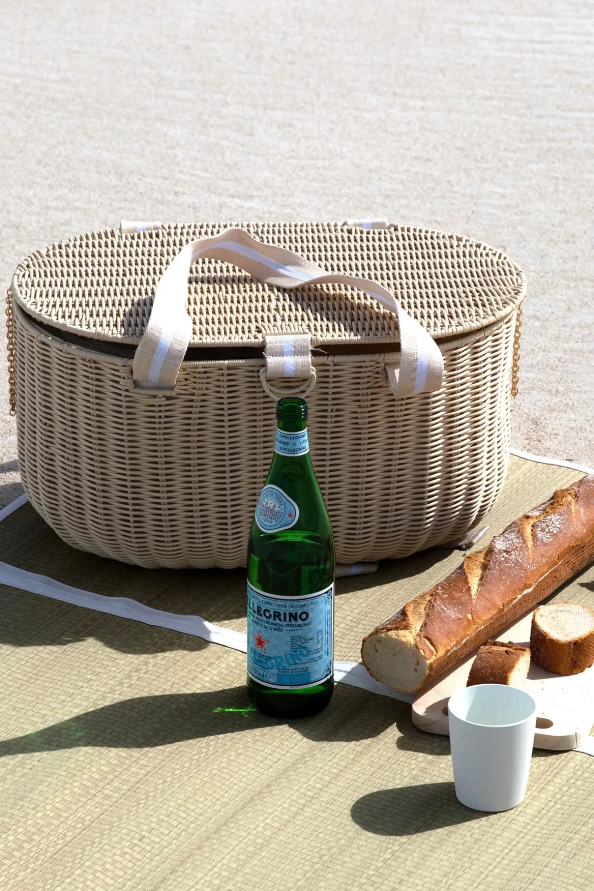 Le Beach Picnic Basket