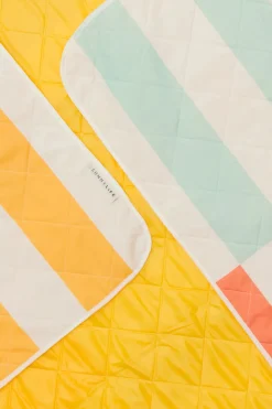 Le Weekend Beach Picnic Blanket