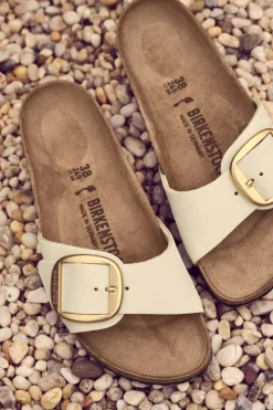 Madrid Big Buckle Slides
