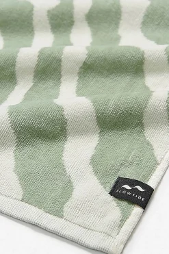 Tigre Premium Woven Towel